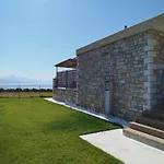 Nereids Apartments-erato Petalidi