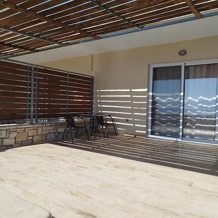 Апартаменты Nereids Apartments-erato Петалидион