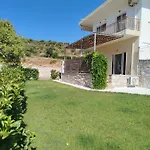 Nereids Apartments-erato *