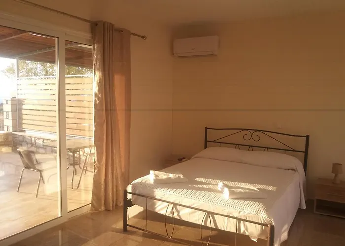 Апартаменты Nereids Apartments-erato *