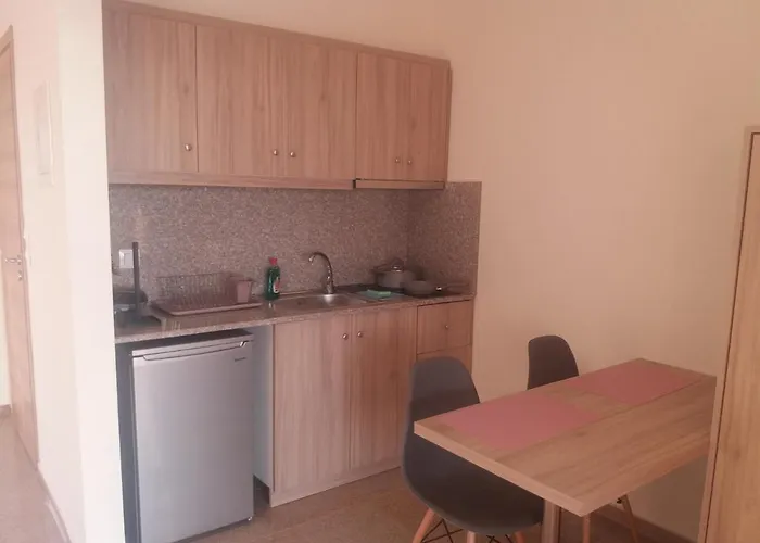 Nereids Apartments-erato * Петалидион