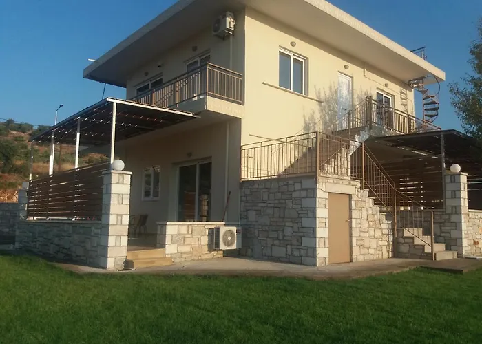 Nereids Apartments-erato * Петалидион